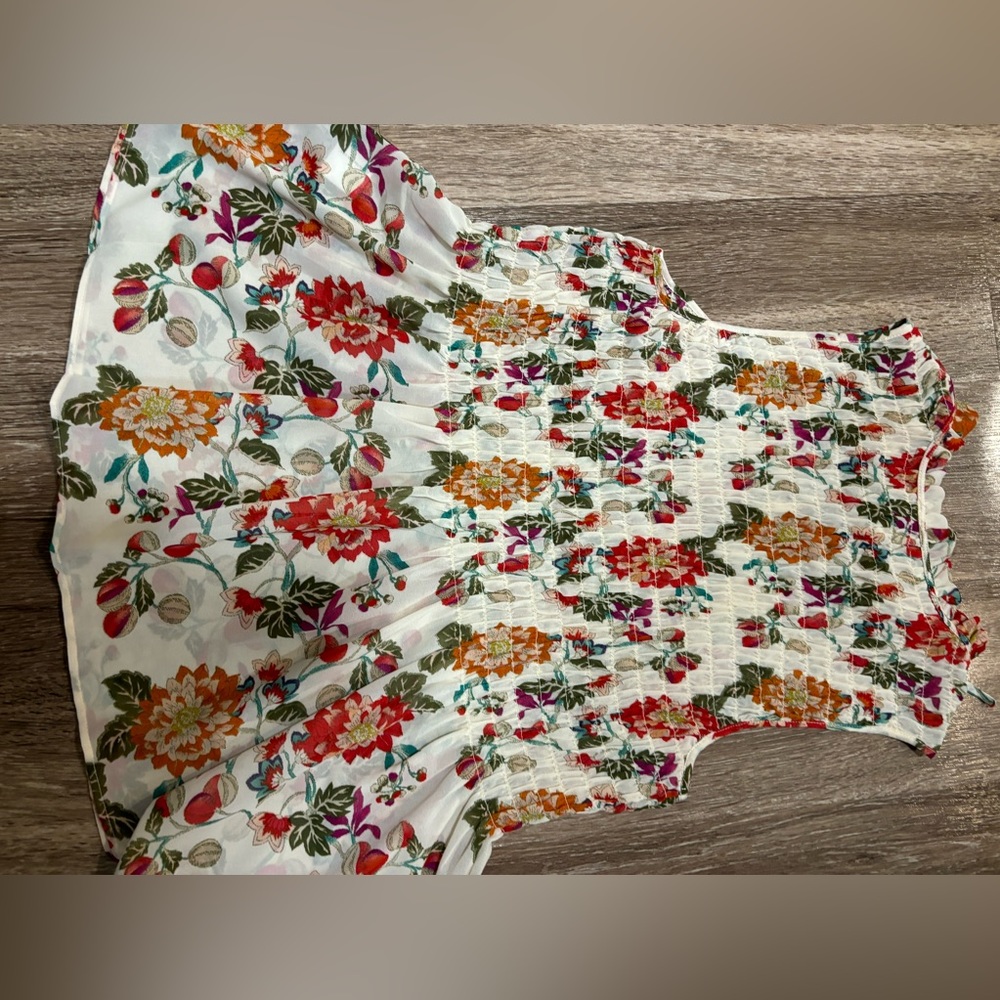 Woman’s blouse